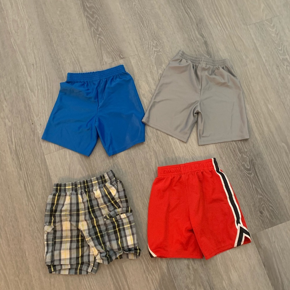 4T shorts bundle - Picture 5 of 6
